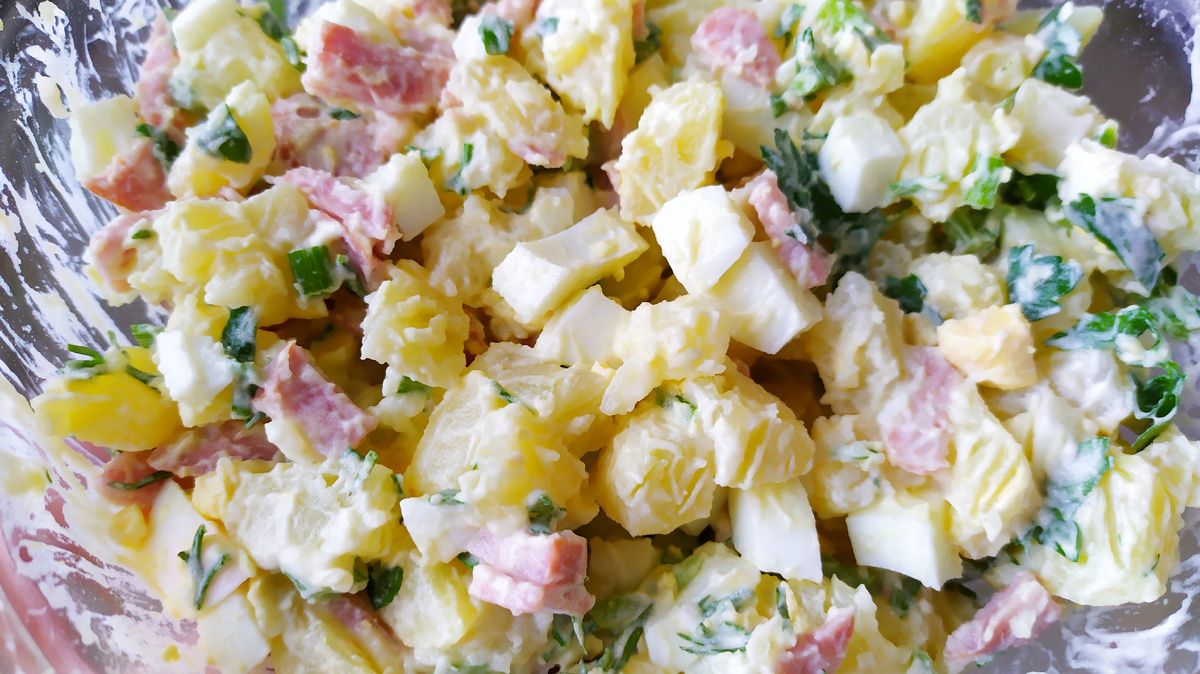 Непревзойденный картофельный салат: простой и вкусный в любое время года