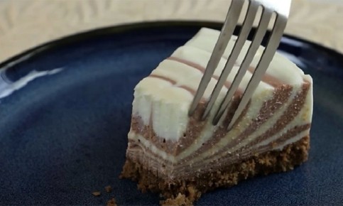 Вафельный торт без духовки: творожный десерт за считанные минуты