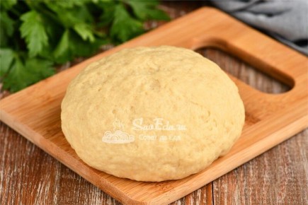 Невероятно простое тесто для выпечки и пять вкусных идей на его основе