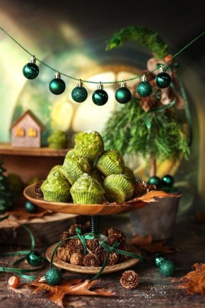 Шпинатные маффины с моцареллой