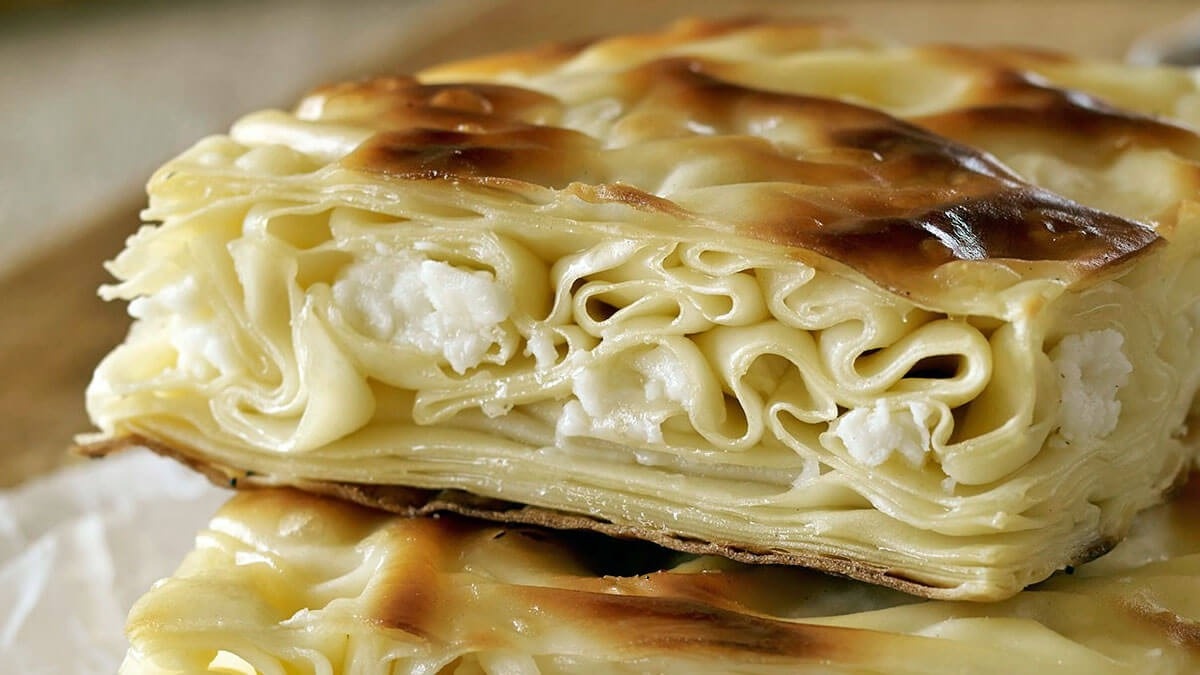 Слоеное тесто и лаваш: что выбрать для идеального блюда?