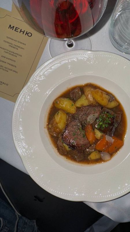 Винный ресторан Barbaresco открылся на Мясницкой улице