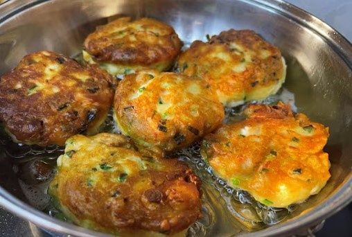 Ленивые пирожки с мясом на кефире — идеальный рецепт для всей семьи