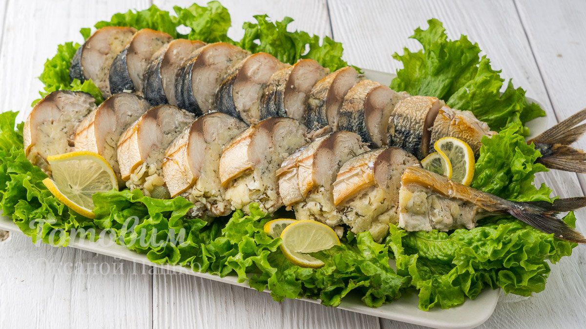 Легкое восхищение: рулет из скумбрии с сыром к праздничному столу