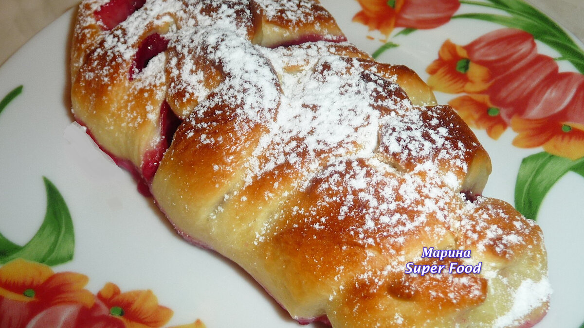 Невероятные плетенки со сливами: как приготовить нечто выдающееся