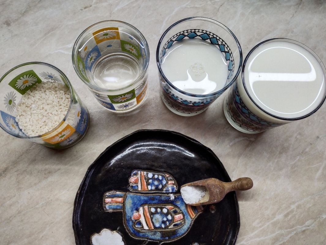 Кулинарные приключения: рисовая каша на молоке