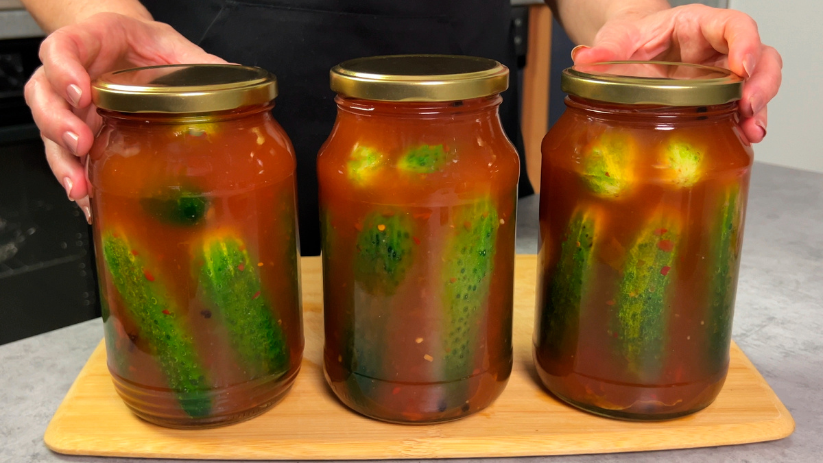 Непревзойдённые огурцы с кетчупом чили: идеальный рецепт для зимних заготовок