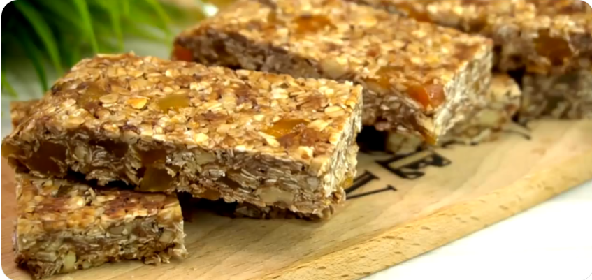 Как приготовить полезные овсяные батончики за 10 минут