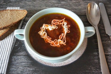 Секреты идеального свекольника: любимый рецепт всей семьи