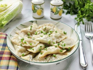 Неповторимые вкусные вареники: весенние рецепты для гурманов