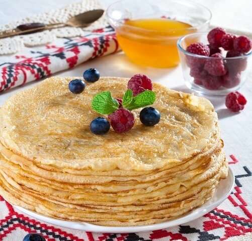 Секреты блинов к Масленице: удивите гостей каждой порцией