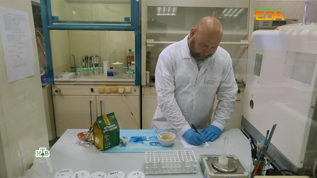 Козинаки под микроскопом: сколько в них скрытых канцерогенов?