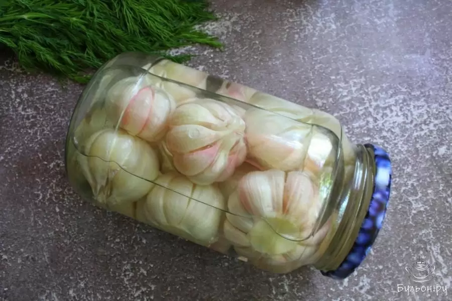 Чеснок: полезный помощник или опасная бомба для здоровья?