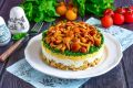 Салат с мясом на Новый год: простой и аппетитный рецепт