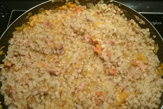 Вкусная тушенка с гречкой: простой рецепт на каждый день