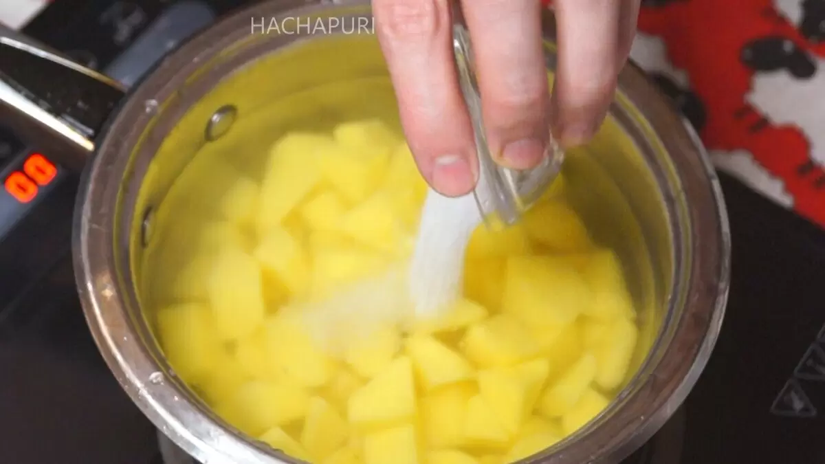 Картофельные крокеты с сосисками: простое блюдо для гурманов