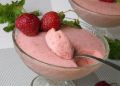 Клубничный самбук: легкий десерт для солнечных дней