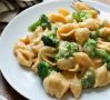 Вкусные ракушки с шампиньонами и брокколи: быстрая и полезная паста на ужин