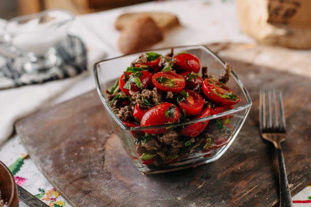 Откройте для себя мир салатов с печенью: 10 вкуснейших рецептов